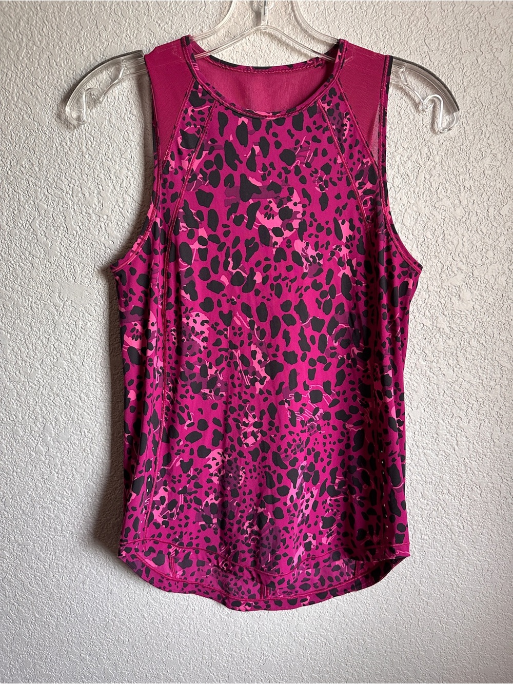 Lululemon Women’s Magenta Animal Print Sleeveless Tank Top